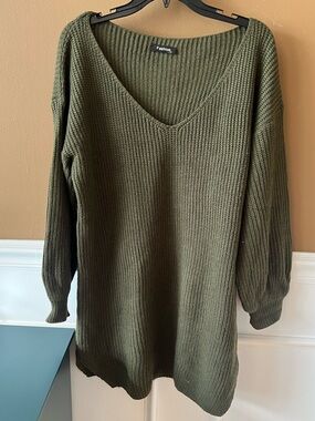 Source Unknown Olive Green V-Neck Knit Sweater Tunic Oversized Size M Casual